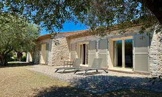 Maison 3 Pièces 107 m² à louer à Roquefort-les-Pins (06330)