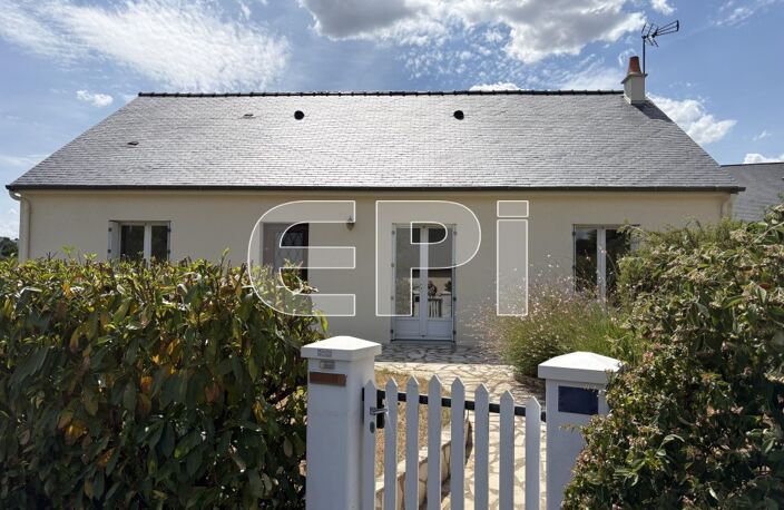 SAUMUR ST HILAIRE ST FLORENT, Proches Commerces, Maison Plain-pi — photo 2