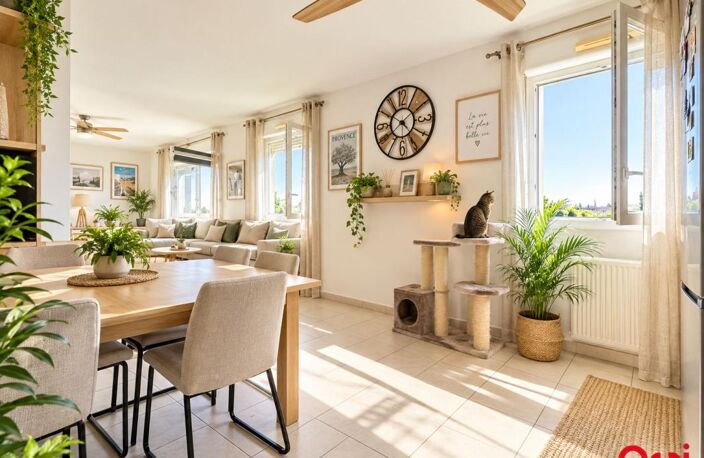 T3 d’exception baigné de lumière avec terrasse, balcon et stationnement privé au dernier étage d’une résidence récente,– Miramas — photo 5