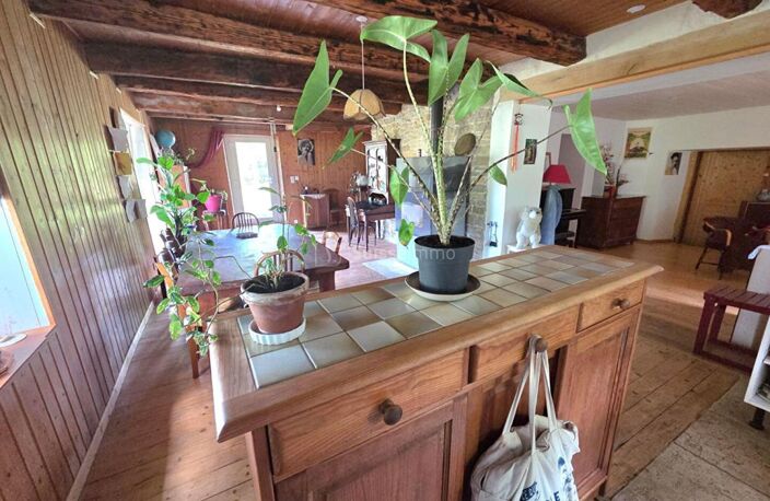 CORPS DE FERME RENOVE DE 147m² SUR TERRAIN DE 20 ARES 199000 EUROS — photo 3