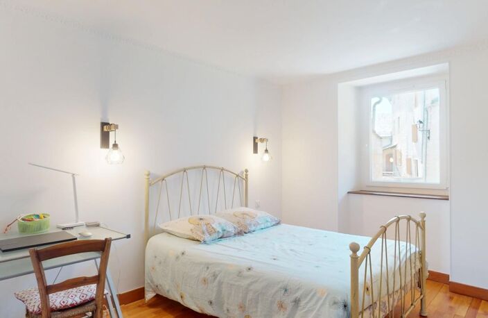 Maison À Vendre- Coup de cœur assuré – Magnifique maison en pierre rénovée de 110 m² à Sévérac-l'Église — photo 5