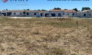 Terrain  419 m² à vendre à Bourgneuf (17220)