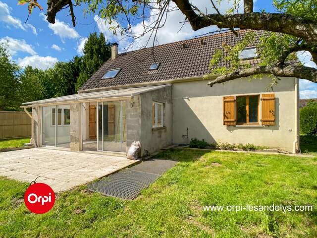 Maison À Vendre 5 chambres au calme Proche Tourny — photo du bien