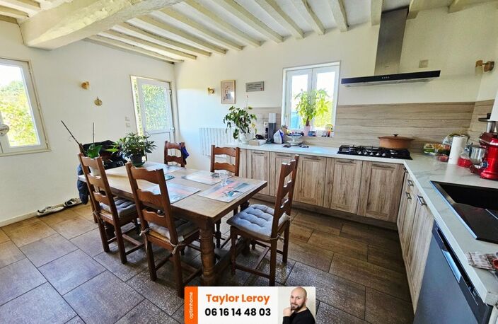   Maison familiale sur 2 700 m² de terrain   — photo 3