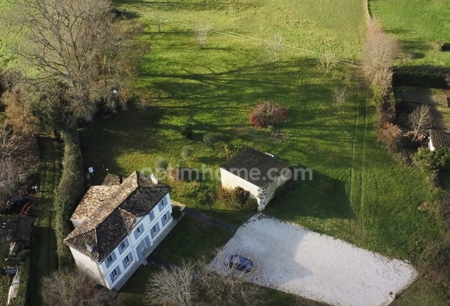 Maison 7 pièces 167m2 sur terrain de 1500 m2 en partie constructible — photo 1