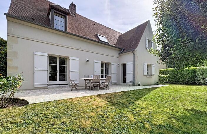 L ISLE ADAM (95) : Maison 170m² 850m² terrain 5 chambres — photo 2