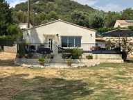  RIANS (83560) – Belle maison de plain-pied 120 m² avec T1 indépendant sur 4 000 m² de terrain piscinable — photo 2