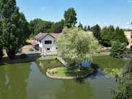 Maison individuelle 4 chambres avec bassin d'agrément et 1 hectare de terrain — photo 2