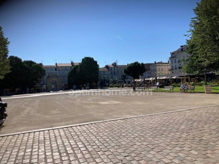 APPARTEMENT T2 IDÉAL A ROCHEFORT — photo 1