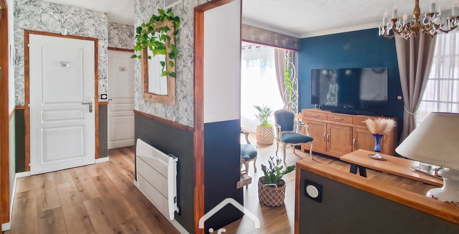 Dpt Sarthe (72), à vendre SAINT CALAIS maison P3, 1 chambre, terrain clos 483 m² et sous-sol — photo 1