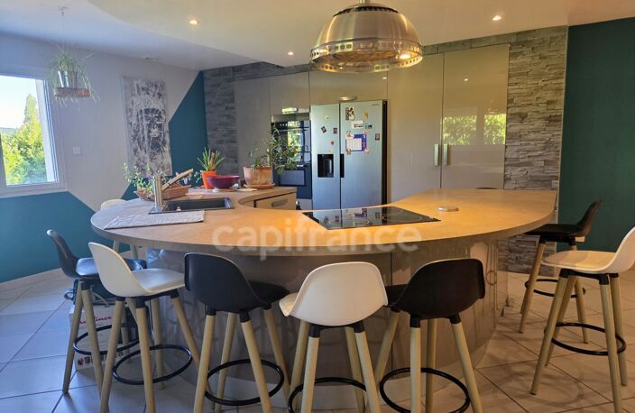 Maison de plain-pied aux volumes hors normes — photo 3