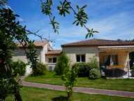 villa plain-pied 205 m², 5 chambres , espace indépendant , 1h de Bordeaux, 3h de Paris — photo 2