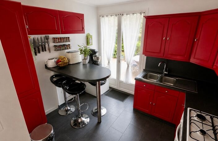 Maison 5 pièces sous-sol total,VERNEUIL EN HALATTE — photo 3