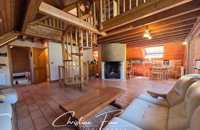 SERRE CHEVALIER CHANTEMERLE Chalet face aux pistes — photo 4