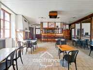 Ancien bar-restaurant avec logement – Fort potentiel au cœur de Châteaumeillant — photo 3
