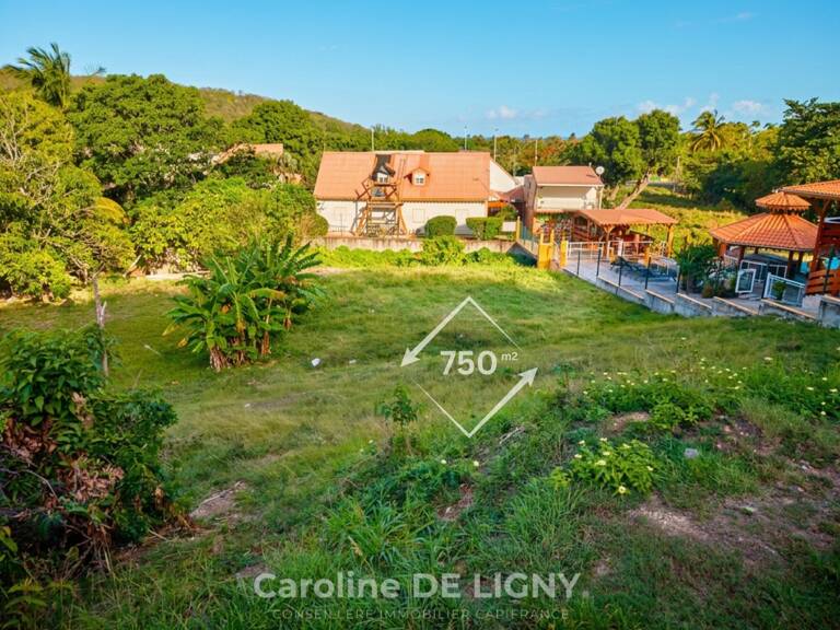 Terrain 750 m² Deshaies Bas Vent - Secteur recherché — photo 1