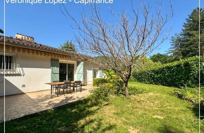 Pont du Casse, belle maison familiale de 159 m² offrant confort, luminosité et calme avec jardin et piscine — photo 4