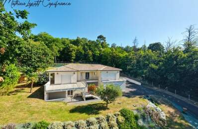 Maison contemporaine de 253 m² avec piscine, garage isolé de 100 m² et terrain de 4 728 m² – CHANCELADE- aucun travaux à prévoir — photo du bien