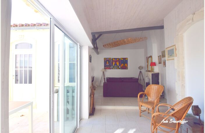 Maison à vendre 5 pièces SAINT CLEMENT DES BALEINES (17), 3 chambres, belle réception — photo 5