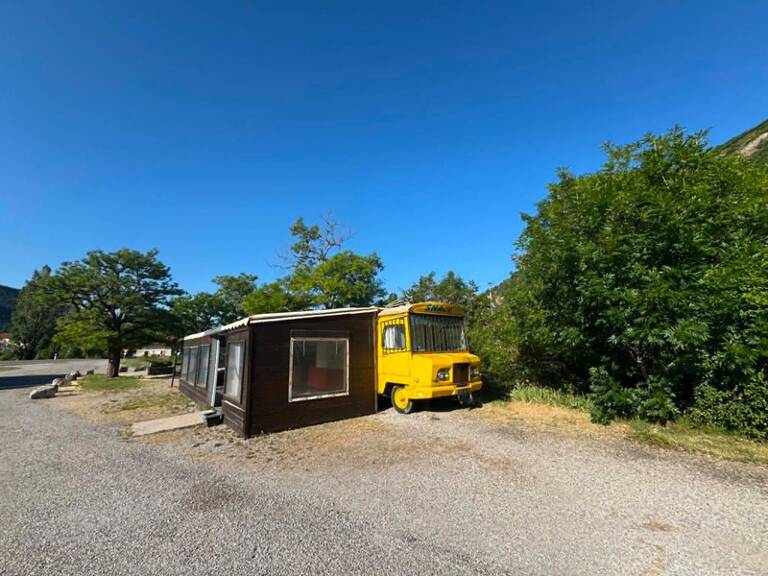 À VENDRE – Snack / Restauration rapide – Aspres-sur-Buëch (05) — photo 1