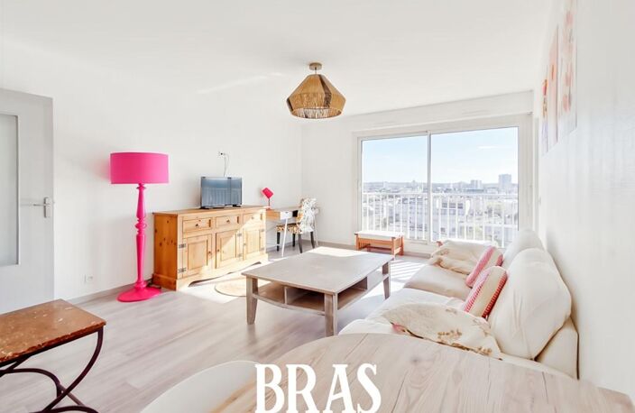 Appartement à deux pas du Centre Ville et futur CHU, T2  meublé de 50.75 m2 — photo 2