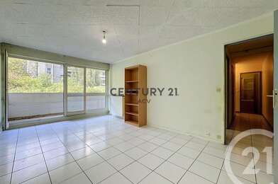 Appartement 3 pièces 255000 €