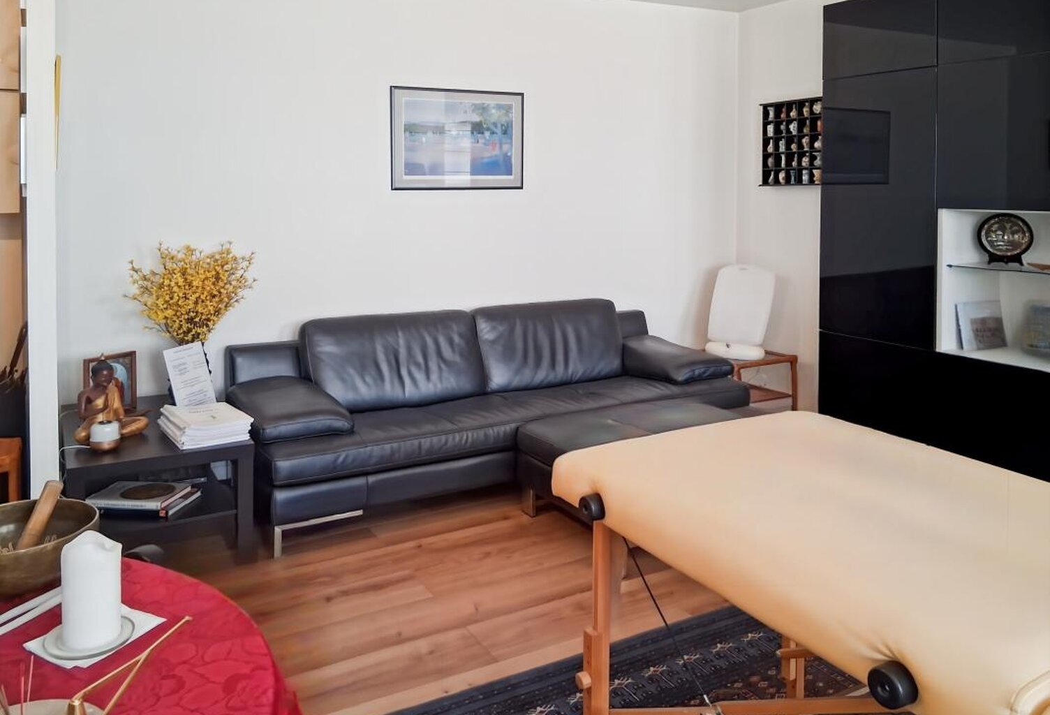 Habitation ou Profession Libérale  F2 de 50.24 m² Centre ville.cave.parking .ascenseur — photo 1