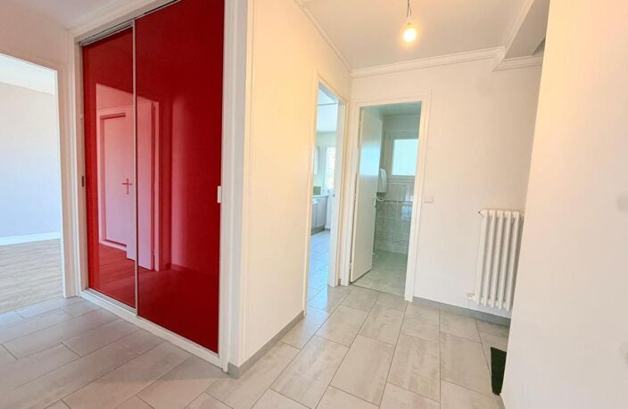 Appartement À Vendre — photo 3