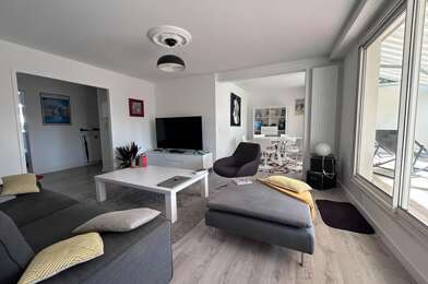 Appartement 3 pièces 275600 €