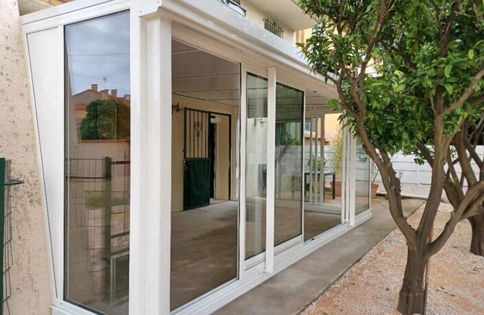 Magnifique appartement de type T2 en rez-de-chaussée avec jardin de 170 m² sans vis-à-vis et véranda de 20 m² — photo 2