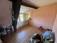 Bien immobilier atypique sur NEUFCHATEL-EN-BRAY - au coeur de la ville ! — photo 3