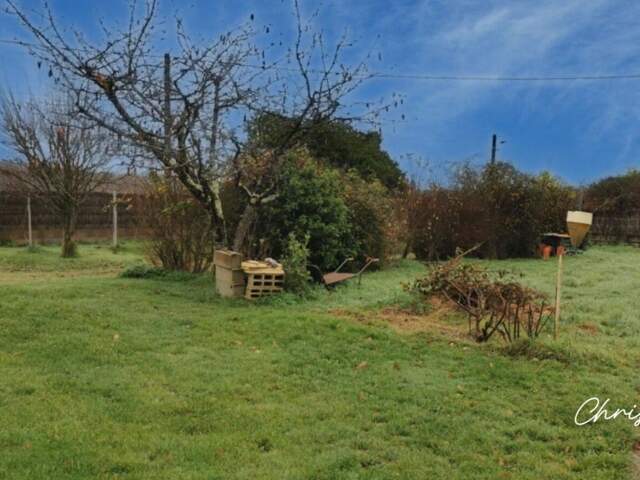 Terrain à bâtir 850 m²  - Chauvigny — photo du bien