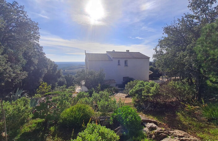 Magnifique villa avec vue panoramique sur 2746m² de terrain — photo 4