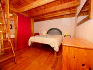 Jolie maison de village au calme dans le centre historique — photo 2