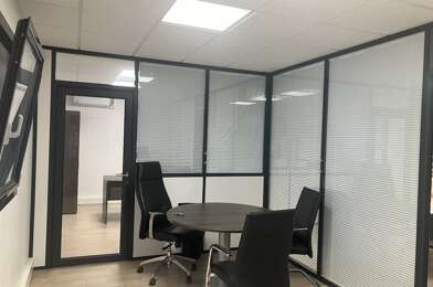 Bureau 1 pièces 490 €