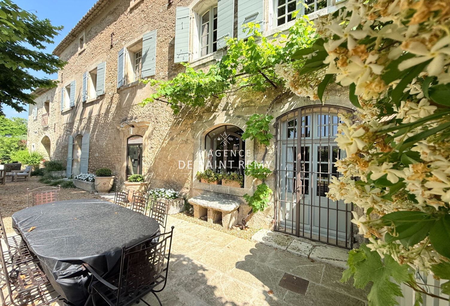 Bastide, L''âme de la Provence au coeur du Paradou — photo 1