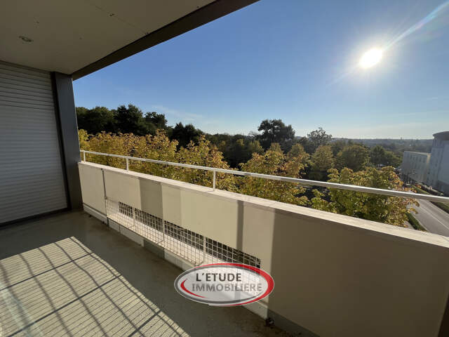 Carquefou La Fleuriaye : Appartement T4 au calme — photo du bien