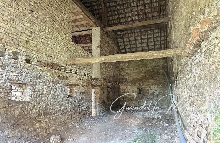 MAISON DE VILLAGE A RENOVER — photo 3