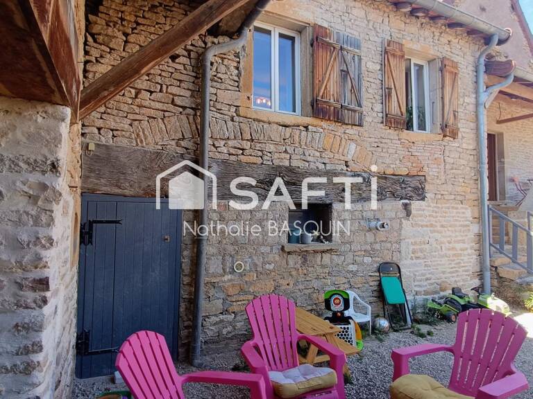 Côte Chalonnaise jolie maison de village en pierre avec extérieur — photo 1