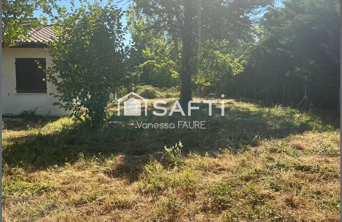 Découvrez une maison à fort potentiel sur belle parcelle de 950 m2 — photo 3