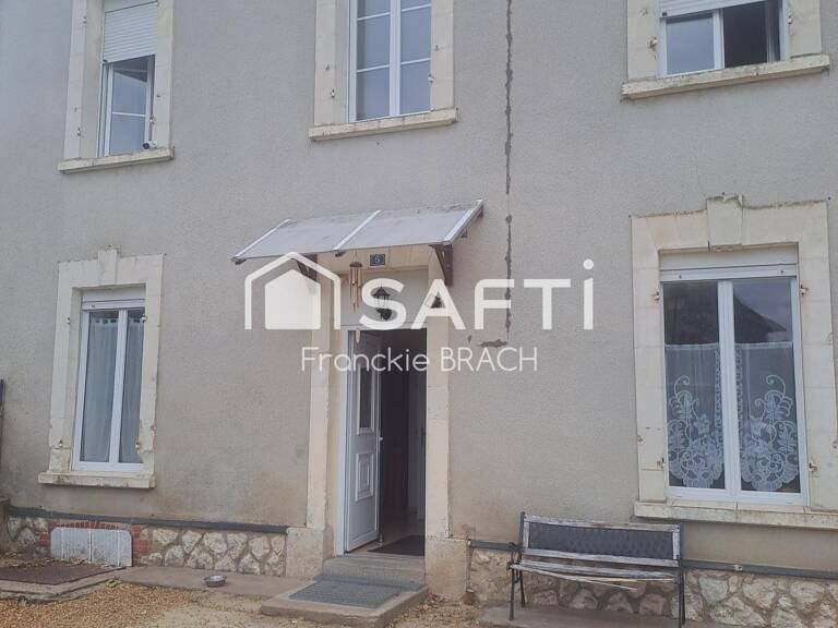 Maison T6 Centre-village proche Noyant-Villages — photo 1