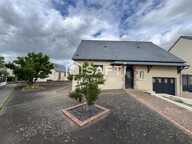 Maison familiale avec jardin et garage — photo 2