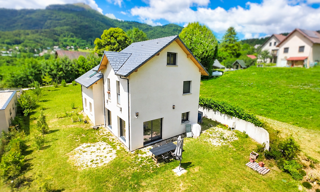 Maison 6 Pièces 160 m² à vendre à Sarcenas (38700)