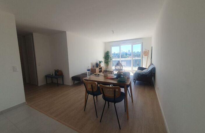 3 Pièces 3P balcon sud/ouest cave - parking — photo 2