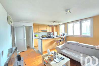 Appartement 3 pièces 63500 €