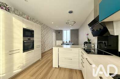 Appartement 5 pièces 180000 €