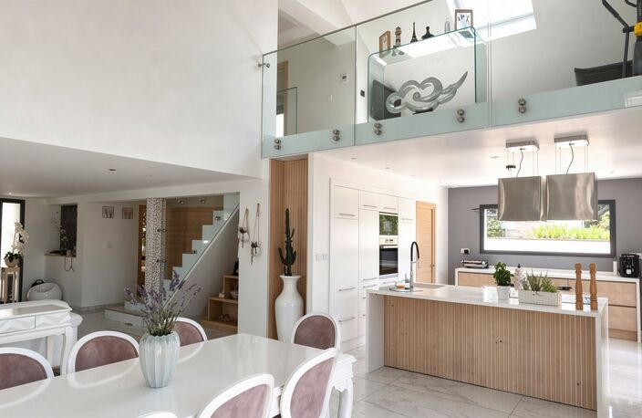 Vente Maison/villa 8 pièces — photo 3