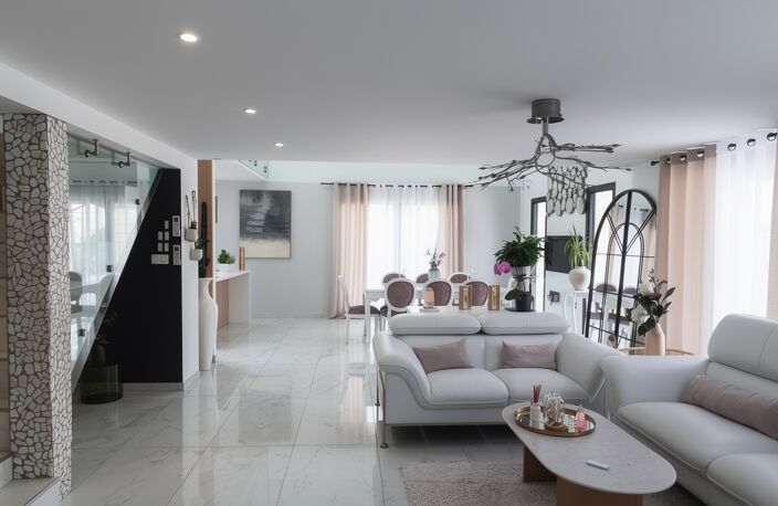 Vente Maison/villa 8 pièces — photo 4