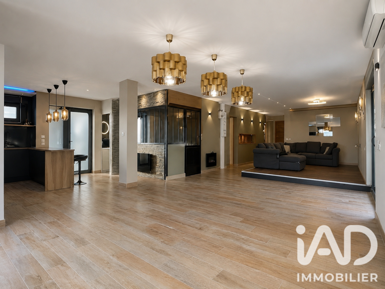 Vente Maison/villa 7 pièces — photo 1