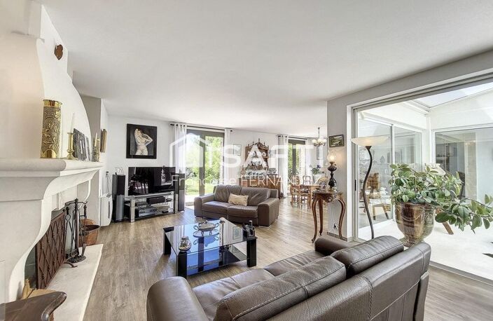 Villa T5 avec Parc de 3500 m² et piscine — photo 2